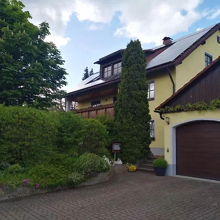 Apartment Adelhardt Eckersdorf